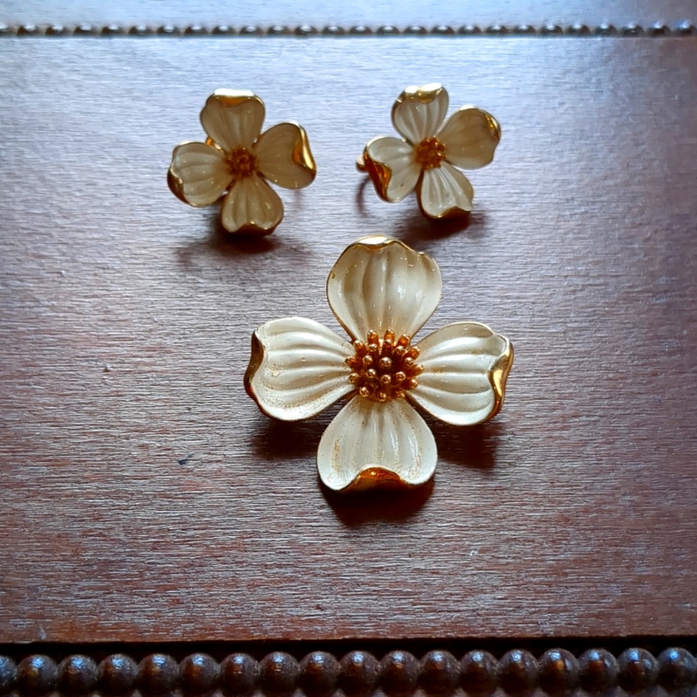 Trifari Pin and Earrings Set